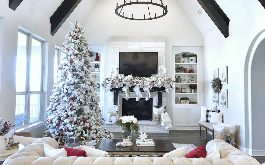 christmas home tours in texas