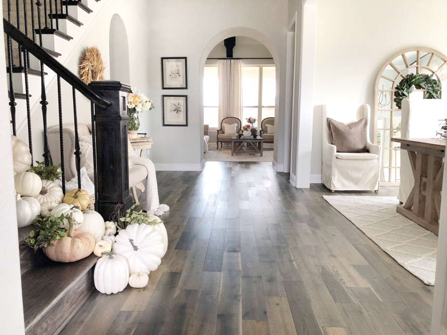 Welcoming Fall Home Tour-Rustic Chic Style - My Texas House